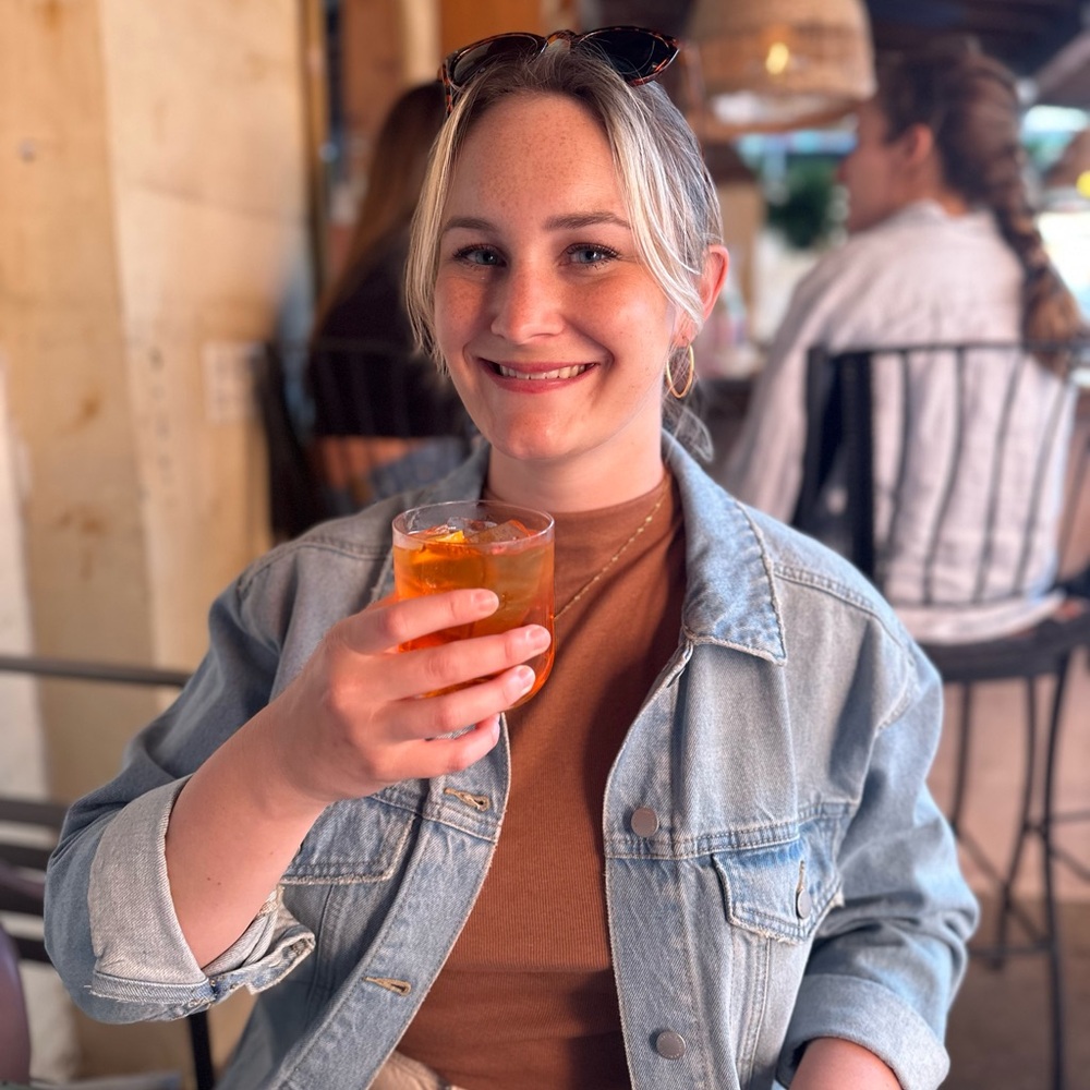 Meet your Posher, Olivia